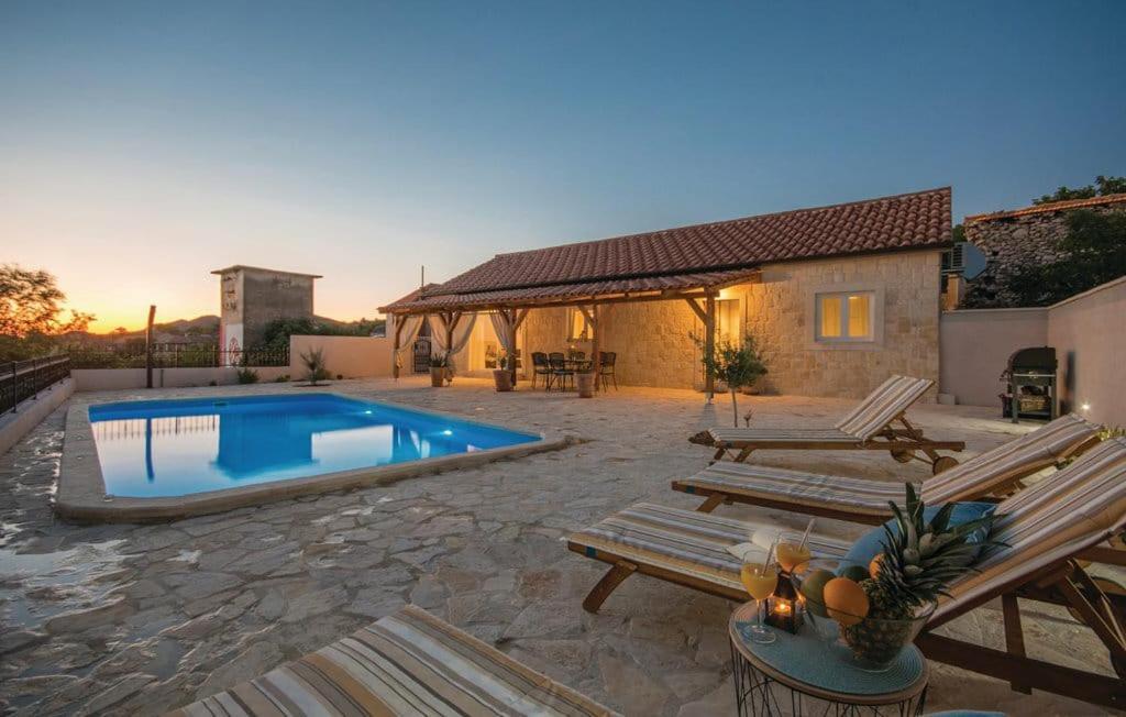 Holiday House Barba - Vrana Pakoštane エクステリア 写真