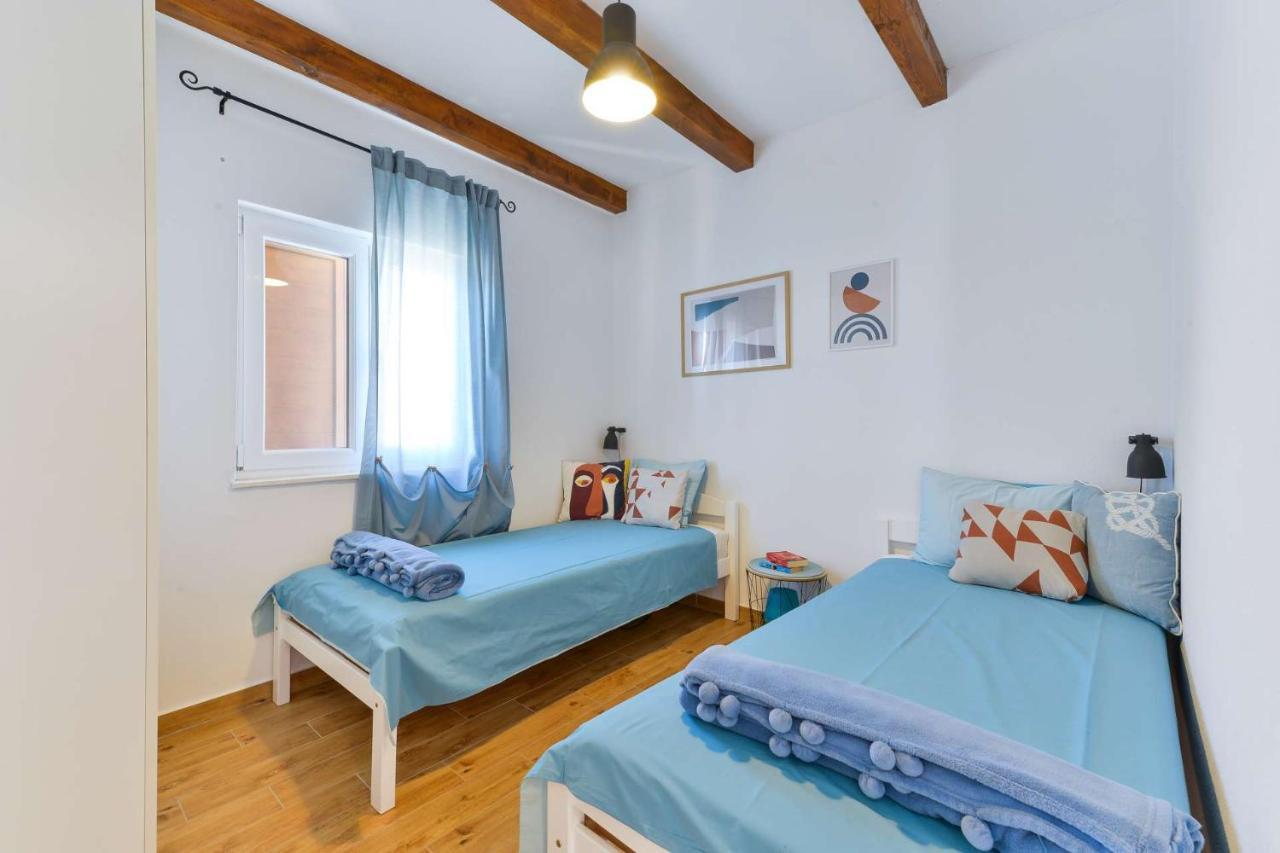 Holiday House Barba - Vrana Pakoštane エクステリア 写真
